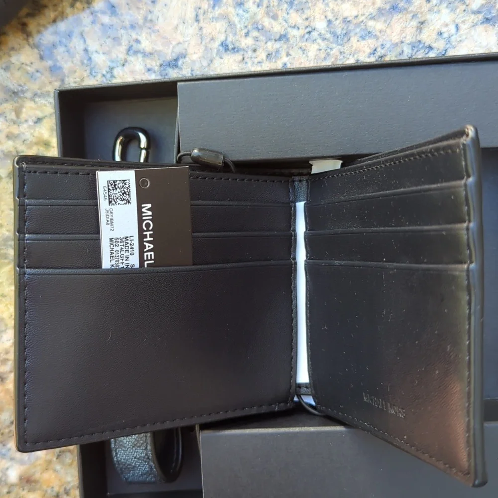 Michael Kors Navy Wallet and Keychain Set NIB